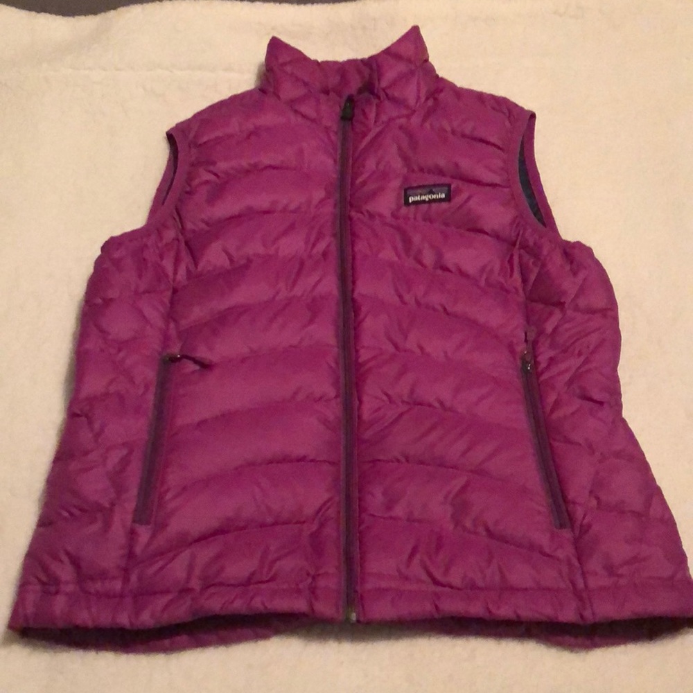 Patagonia pink down vest Small S
